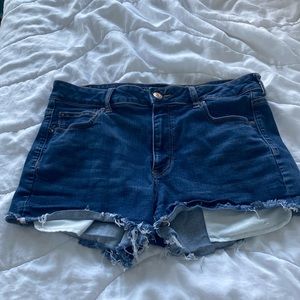 American Eagle High Rise Superstretch Jean Shorts 16